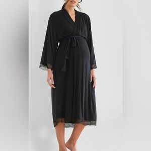 Seraphine black lace maternity robe, excellent condition